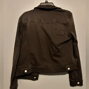 Black Denim Jean Jacket size Medium from the brand stitch Fix never worn